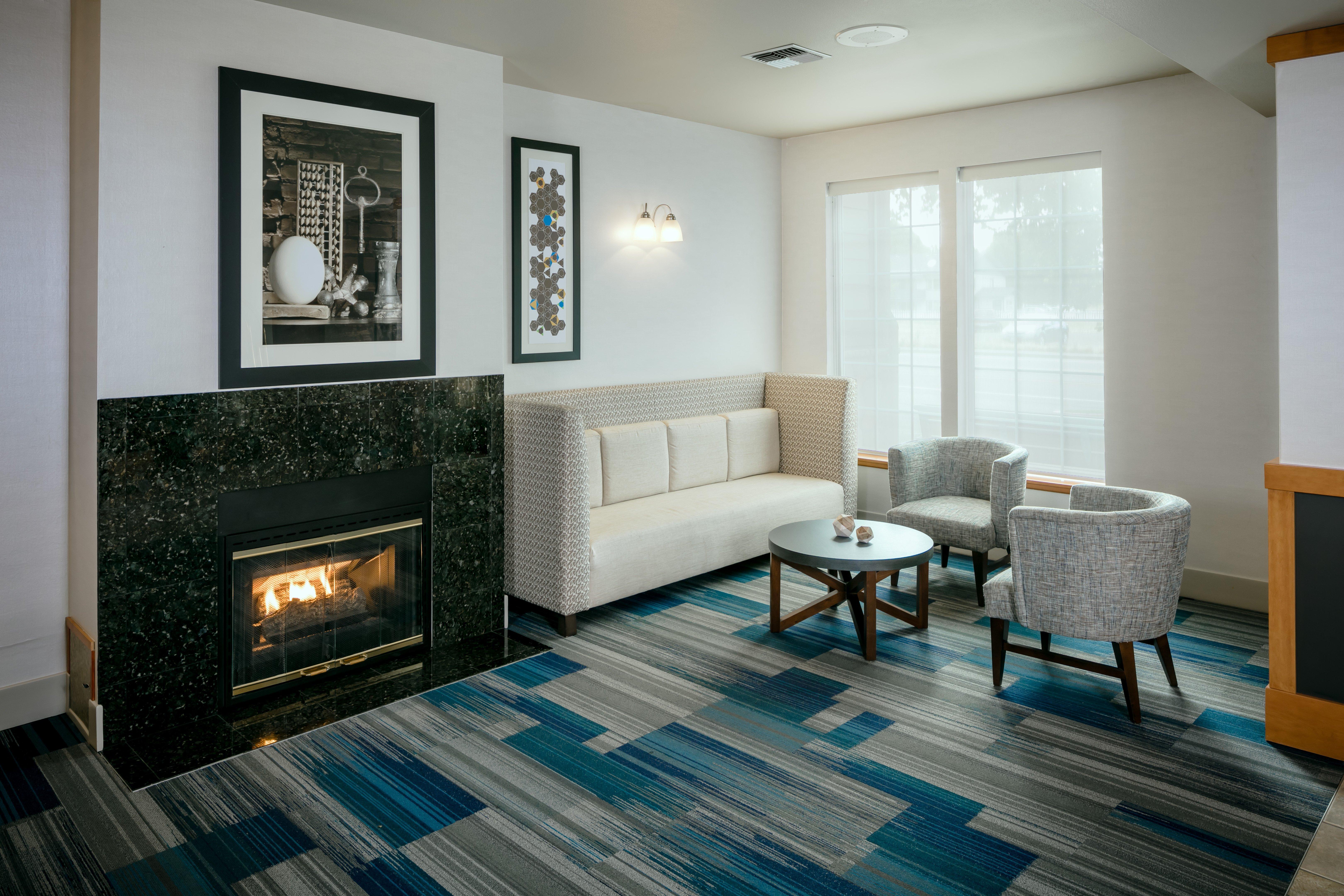 Holiday Inn Express Corvallis-On The River By Ihg Exterior photo